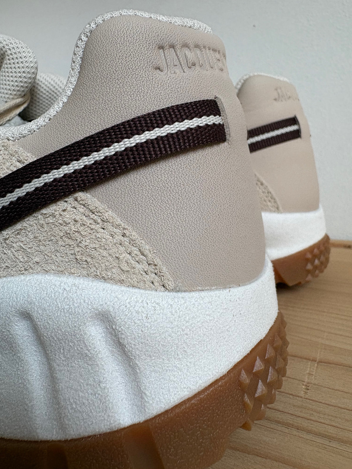 Nike Air Humara LX Jacquemus Light Bone Gold (W)