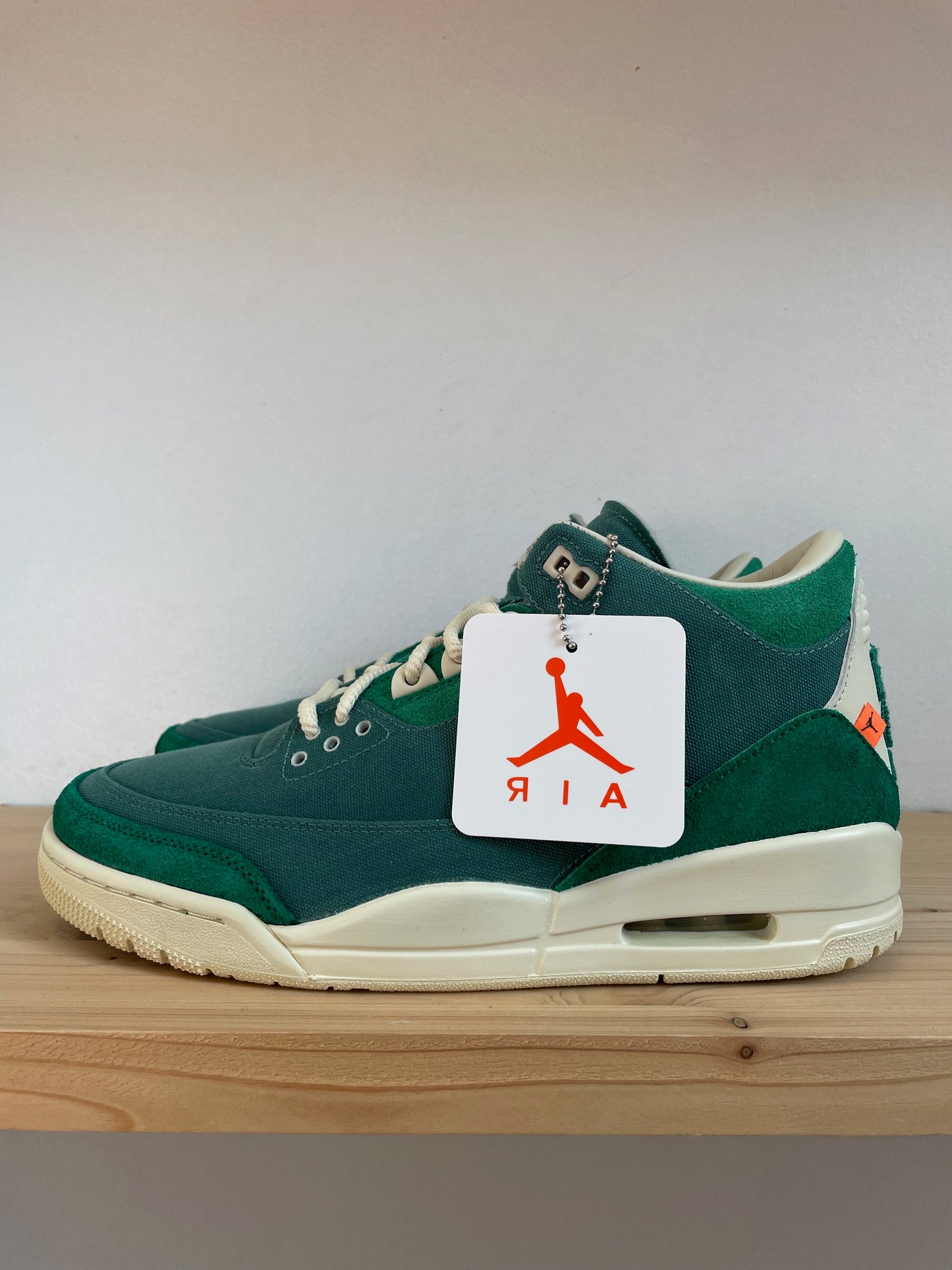 Jordan 3 Retro SP Nina Chanel Abney Bicoastal (W)