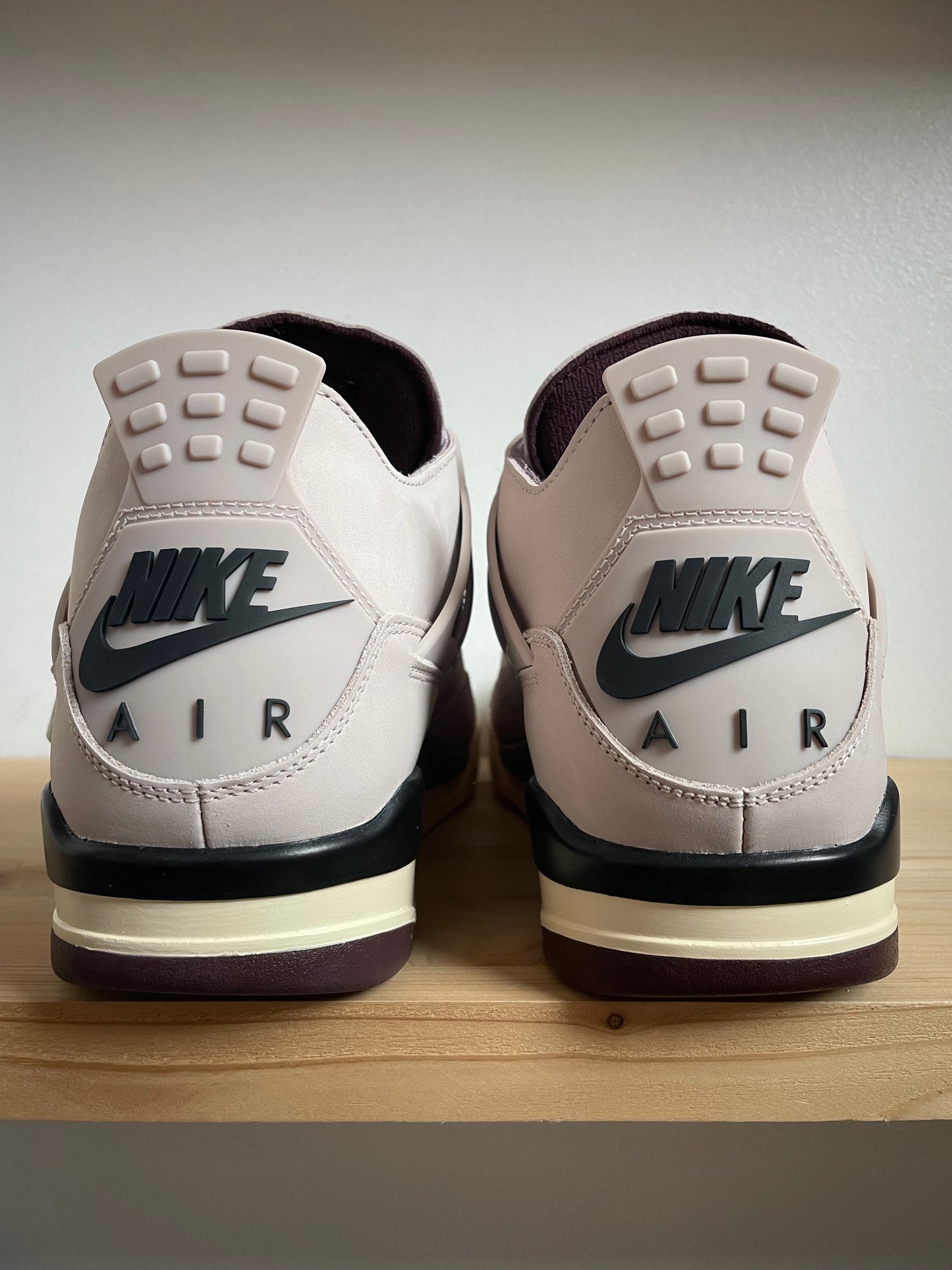 Jordan 4 Retro OG SP A Ma Maniére While You Were Sleeping (W)