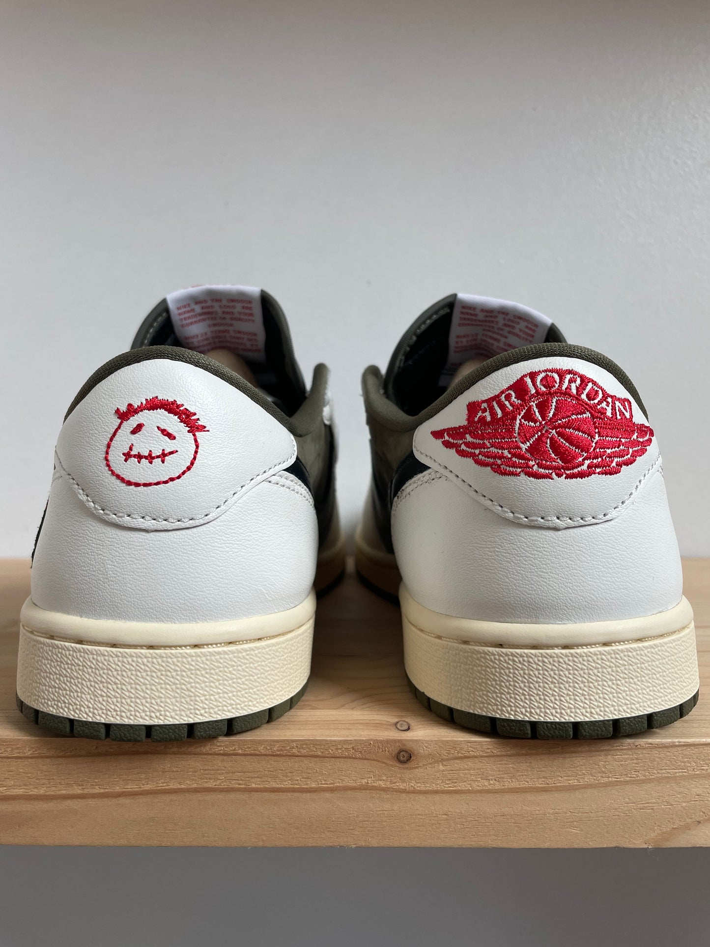 Jordan 1 Retro Low OG SP Travis Scott Medium Olive