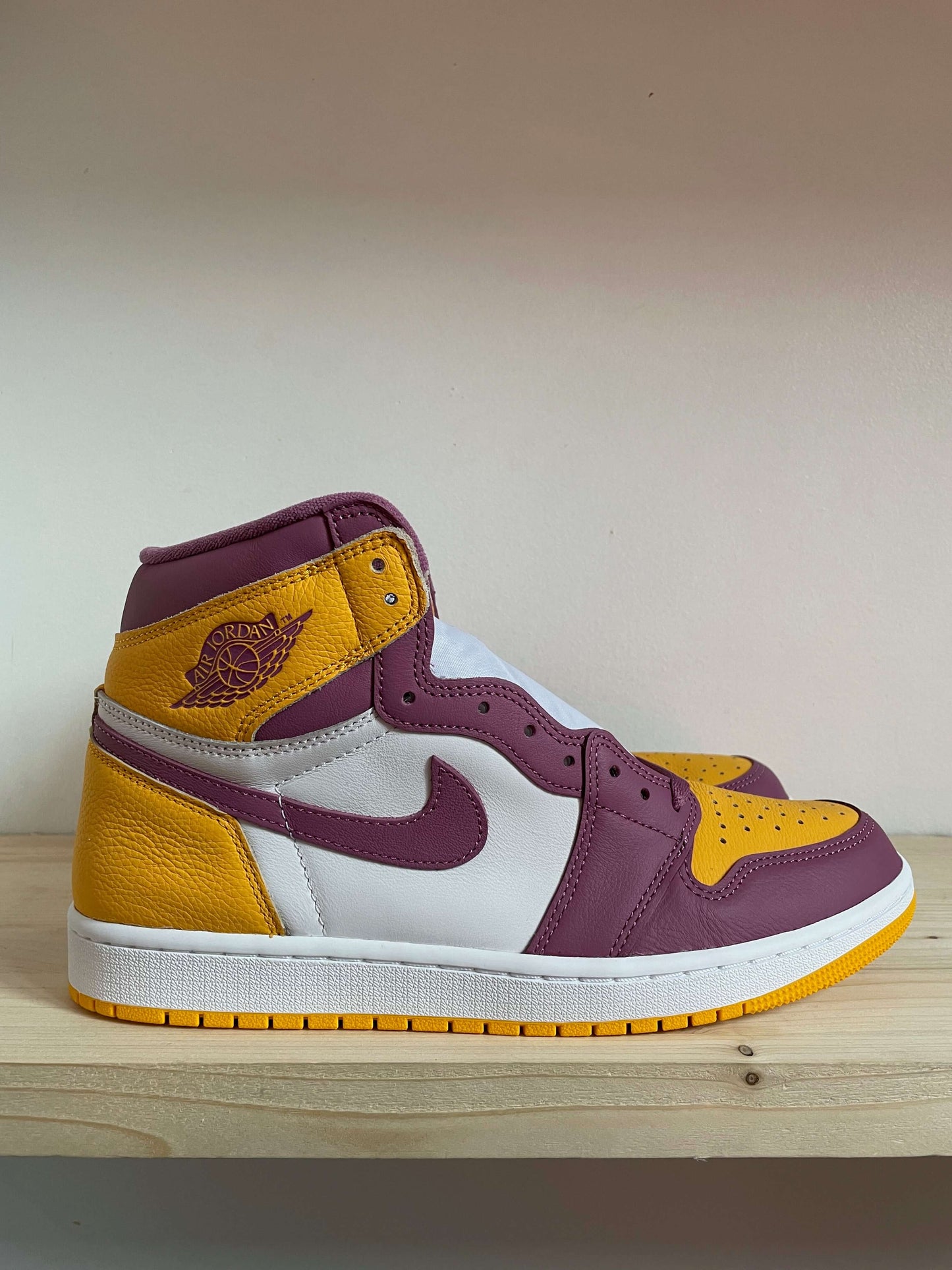 ANTWERP SNKR - Air Jordan 1 Retro High OG "Brotherhood"
