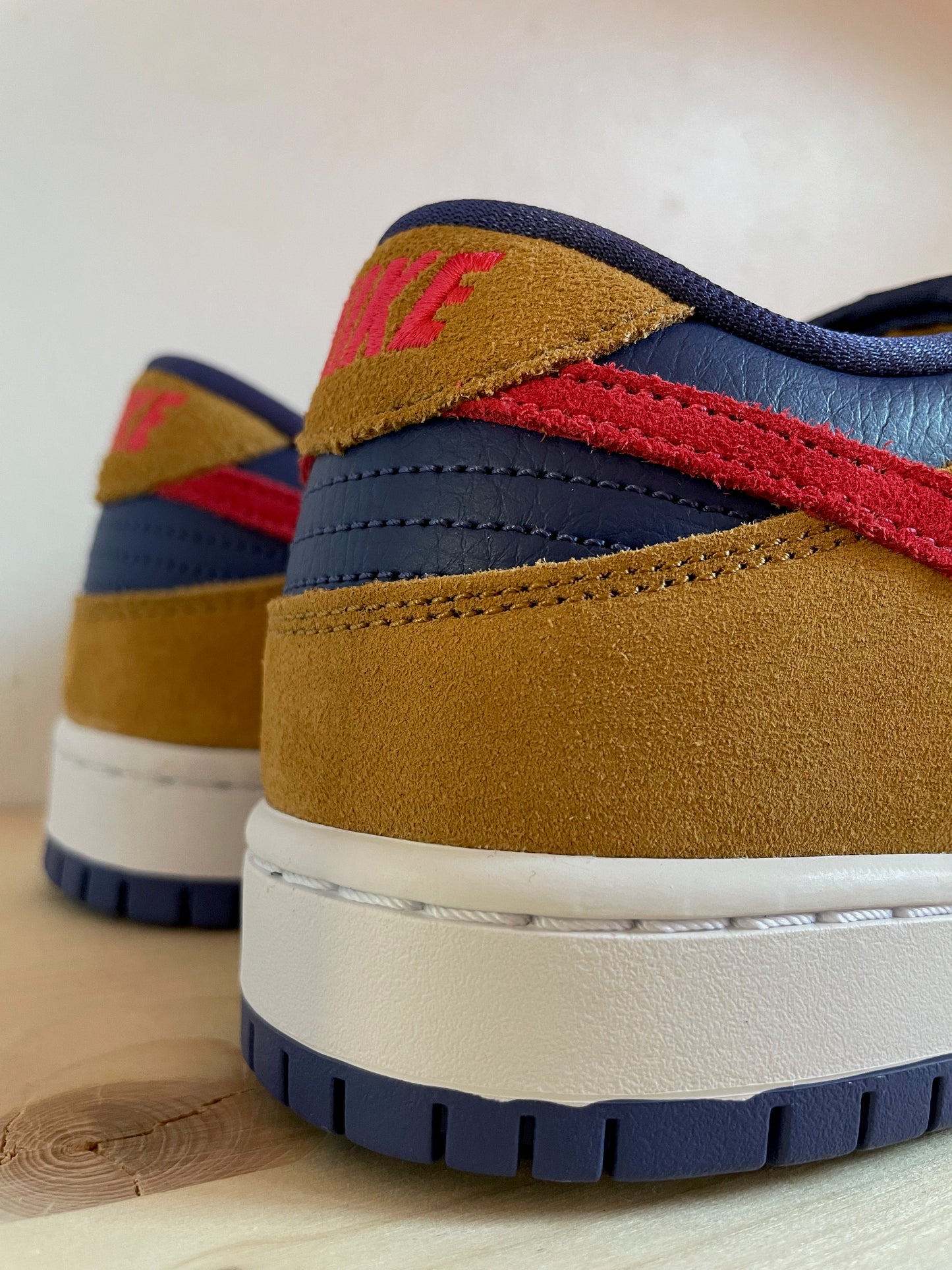 ANTWERP SNKR - Nike Dunk Low SB Reverse Papa Bear