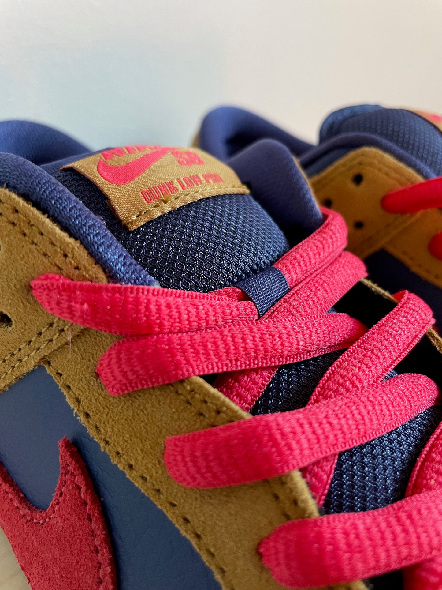 ANTWERP SNKR - Nike Dunk Low SB Reverse Papa Bear