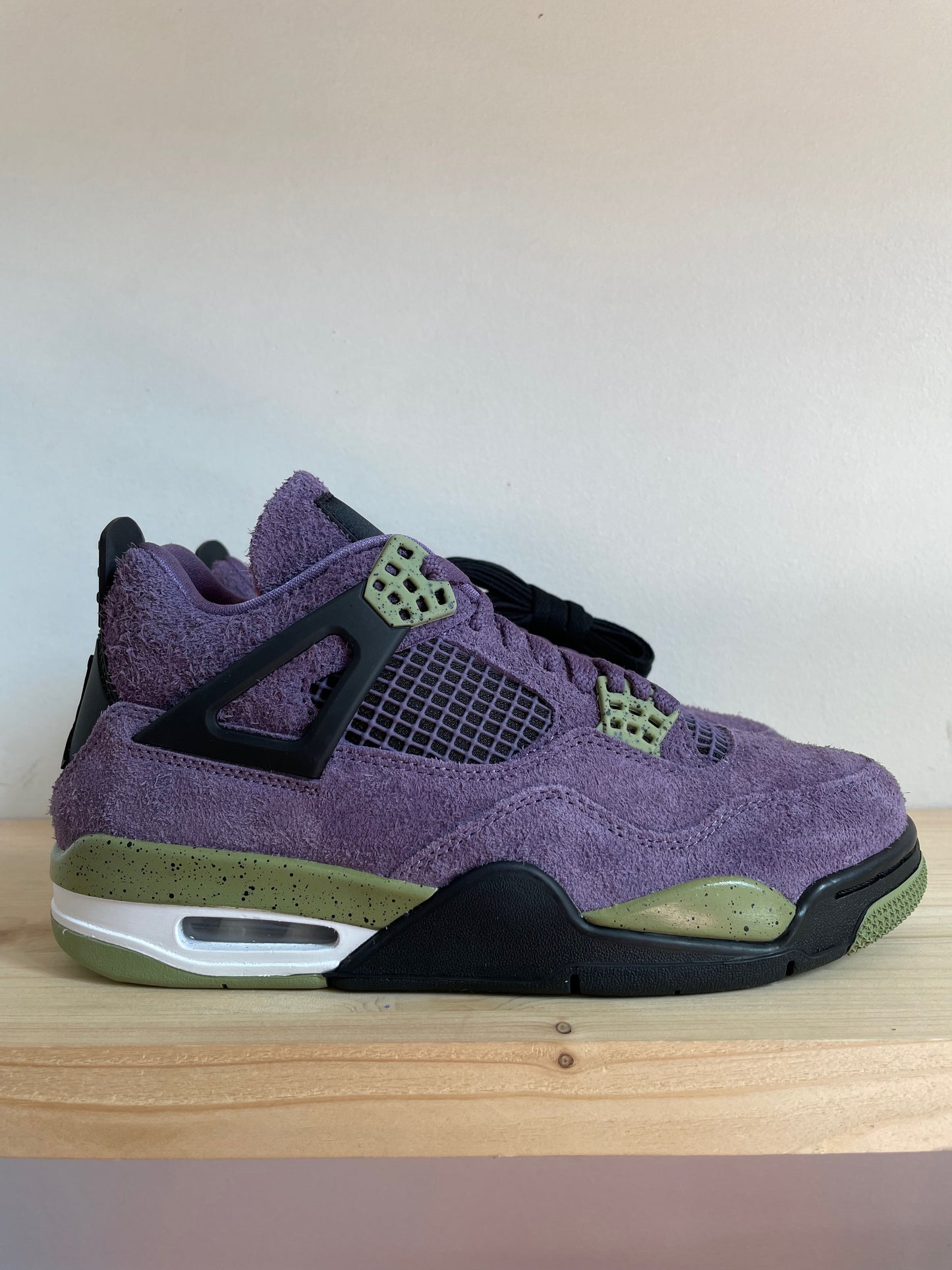ANTWERP SNKR - Nike Air Jordan 4 Canyon Purple (W)