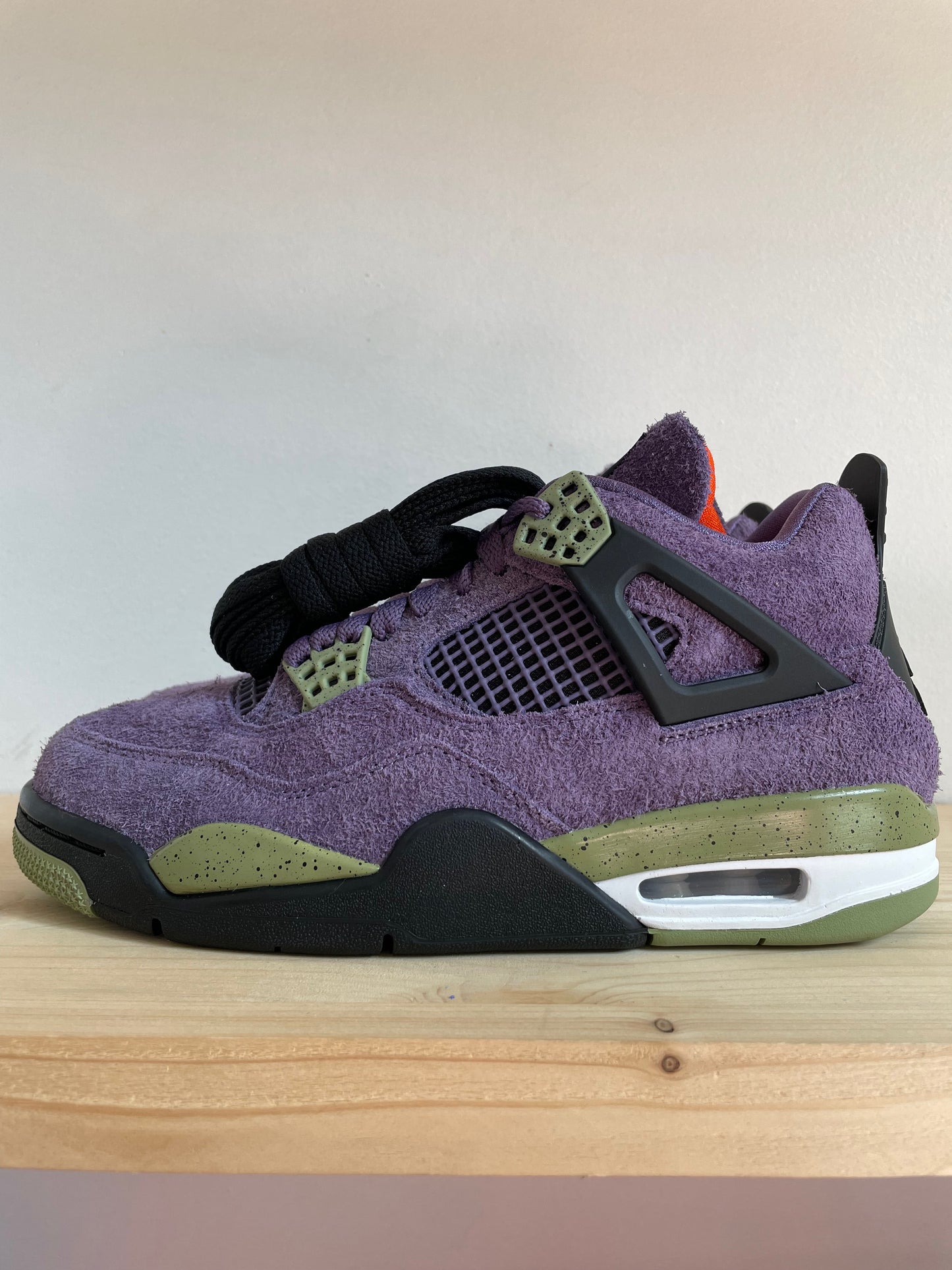 ANTWERP SNKR - Nike Air Jordan 4 Canyon Purple (W)