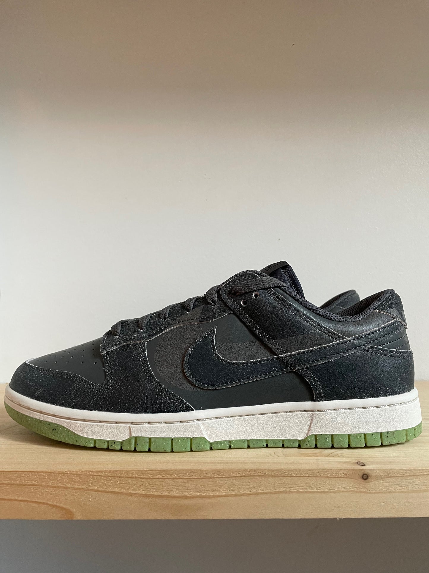 ANTWERP SNKR - Nike Dunk Low Swoosh Shadow Iron Grey