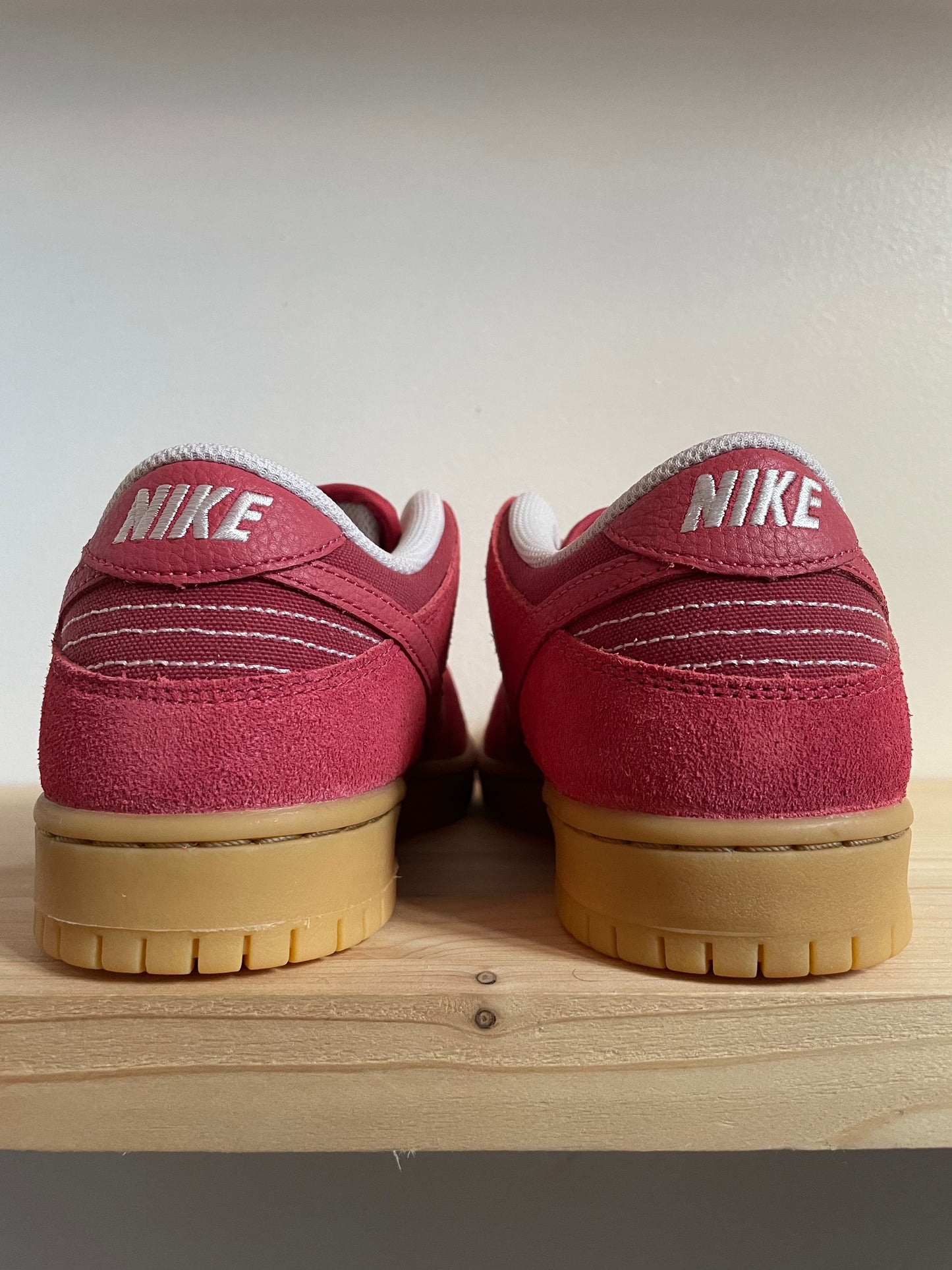 Nike SB Dunk Low "Adobe"