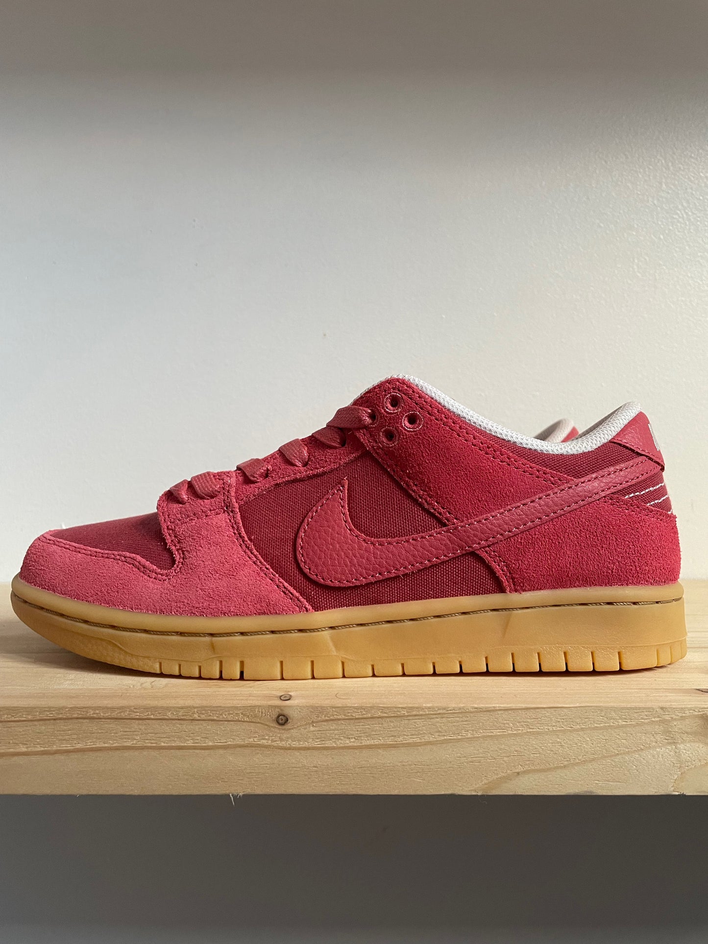 Nike SB Dunk Low "Adobe"