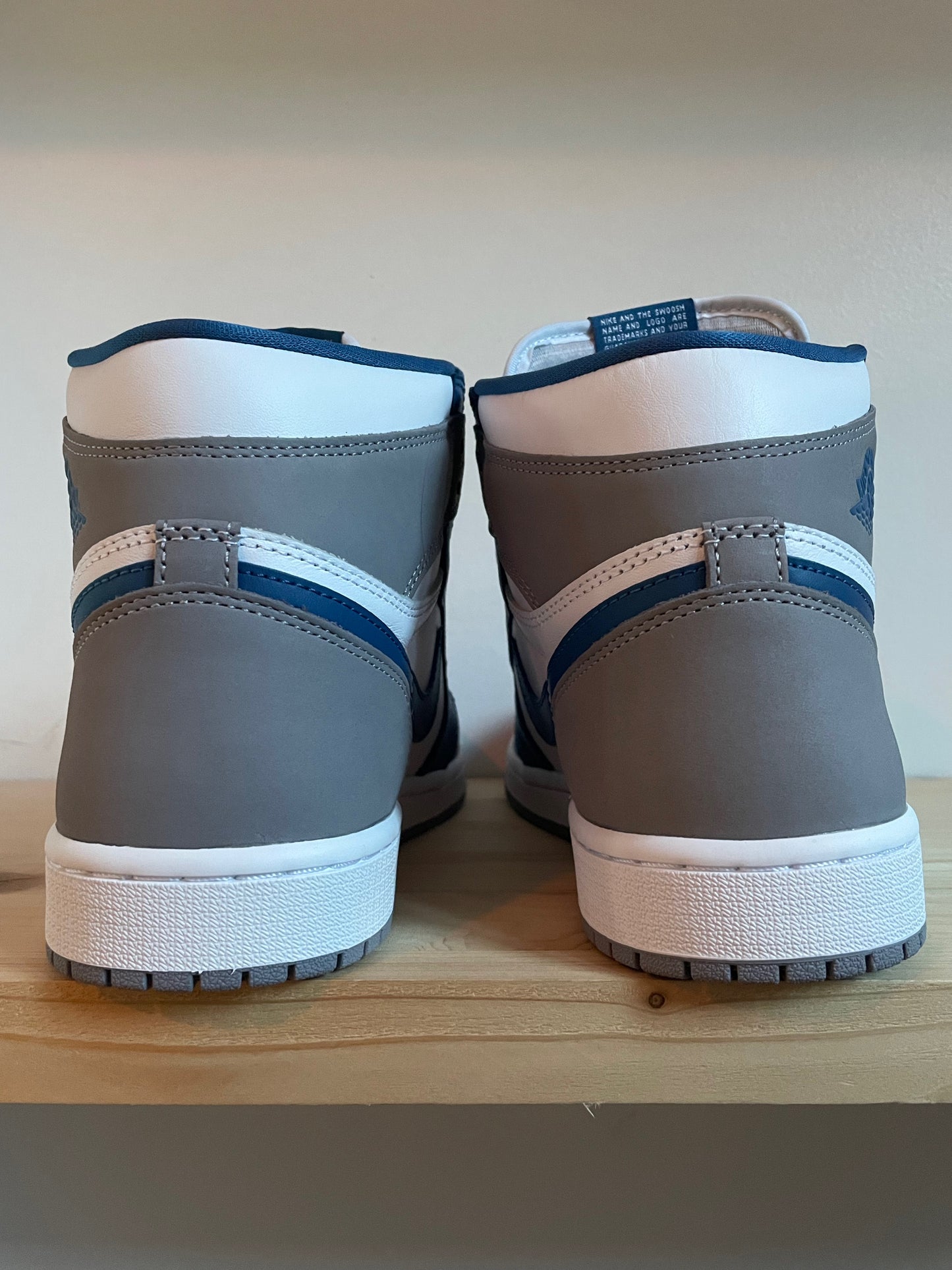 Nike Air Jordan 1 Retro High OG "True Blue"