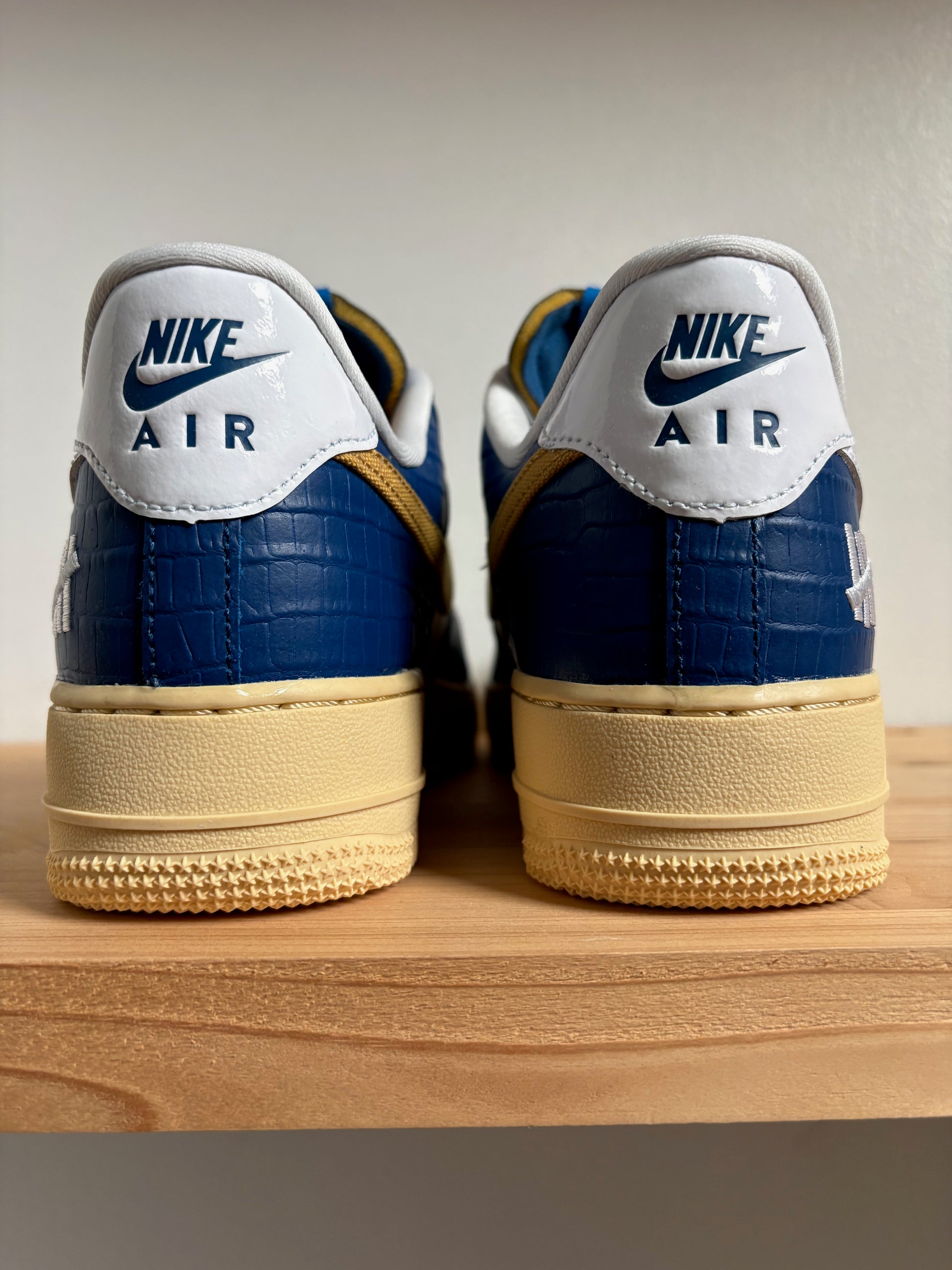 Nike Air Force 1 Low SP Undefeated 5 on it Blue Yellow Croc