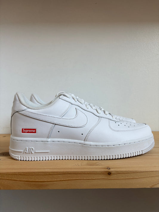 Nike Air Force 1 Low Supreme White