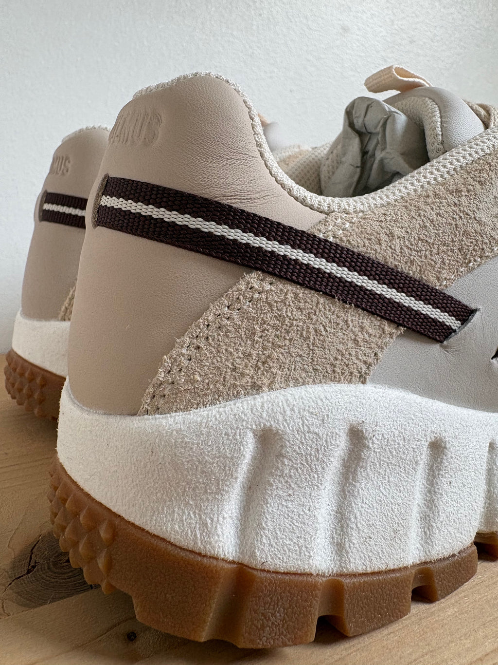 Nike Air Humara LX Jacquemus Light Bone Gold (W)