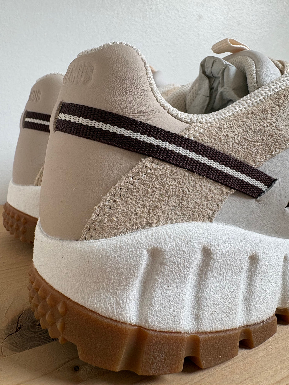 Nike Air Humara LX Jacquemus Light Bone Gold (W)
