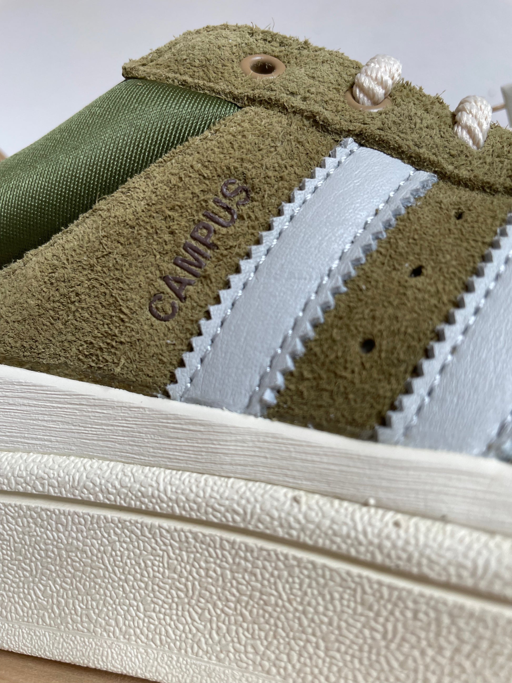 Adidas Campus Light Bad Bunny Wild Moss Antwerp snkr Adidas Campus Light Bad Bunny Wild Moss Antwerp snkr