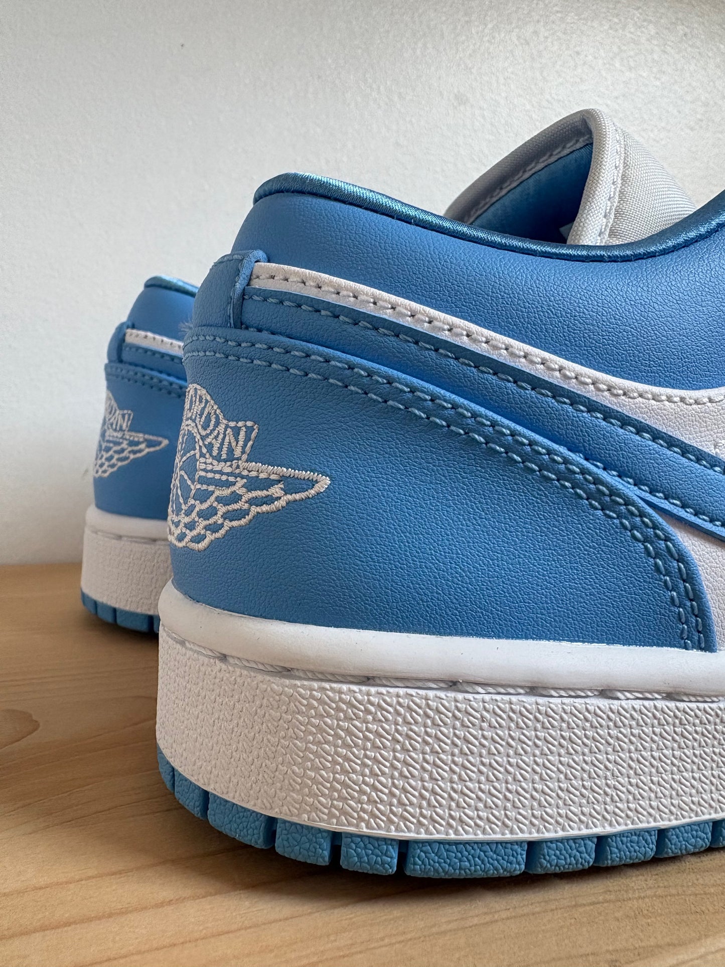 Jordan 1 Low UNC (WMNS)