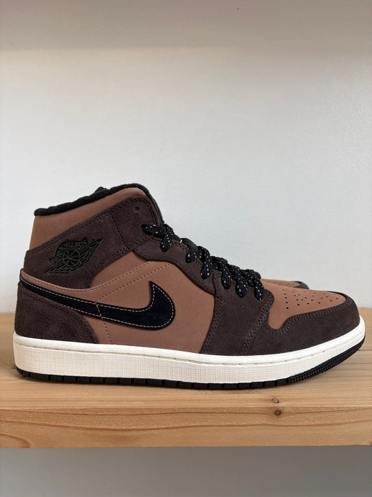 Jordan 1 Mid SE Dark Chocolate