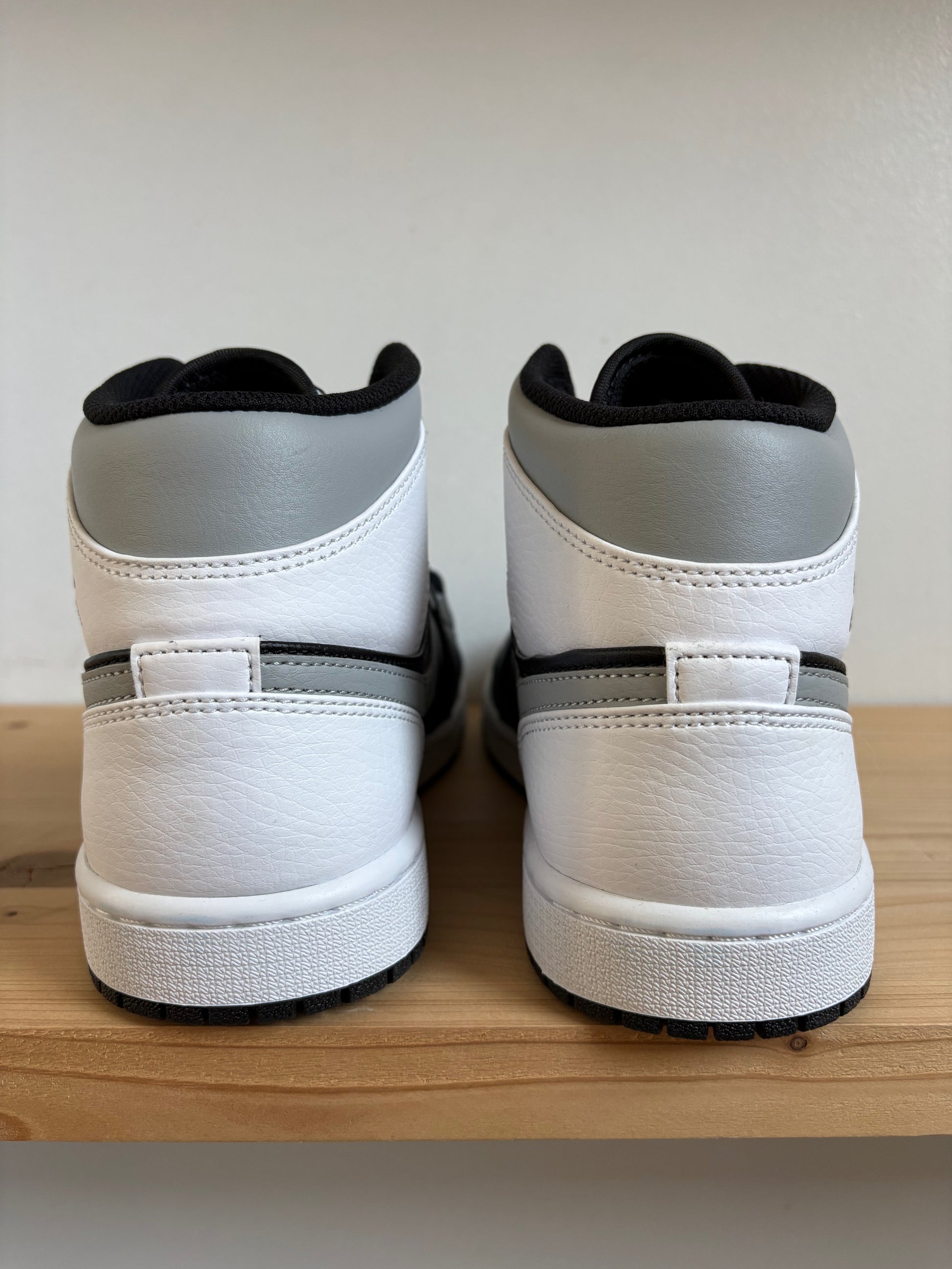 Jordan 1 Mid White Shadow
