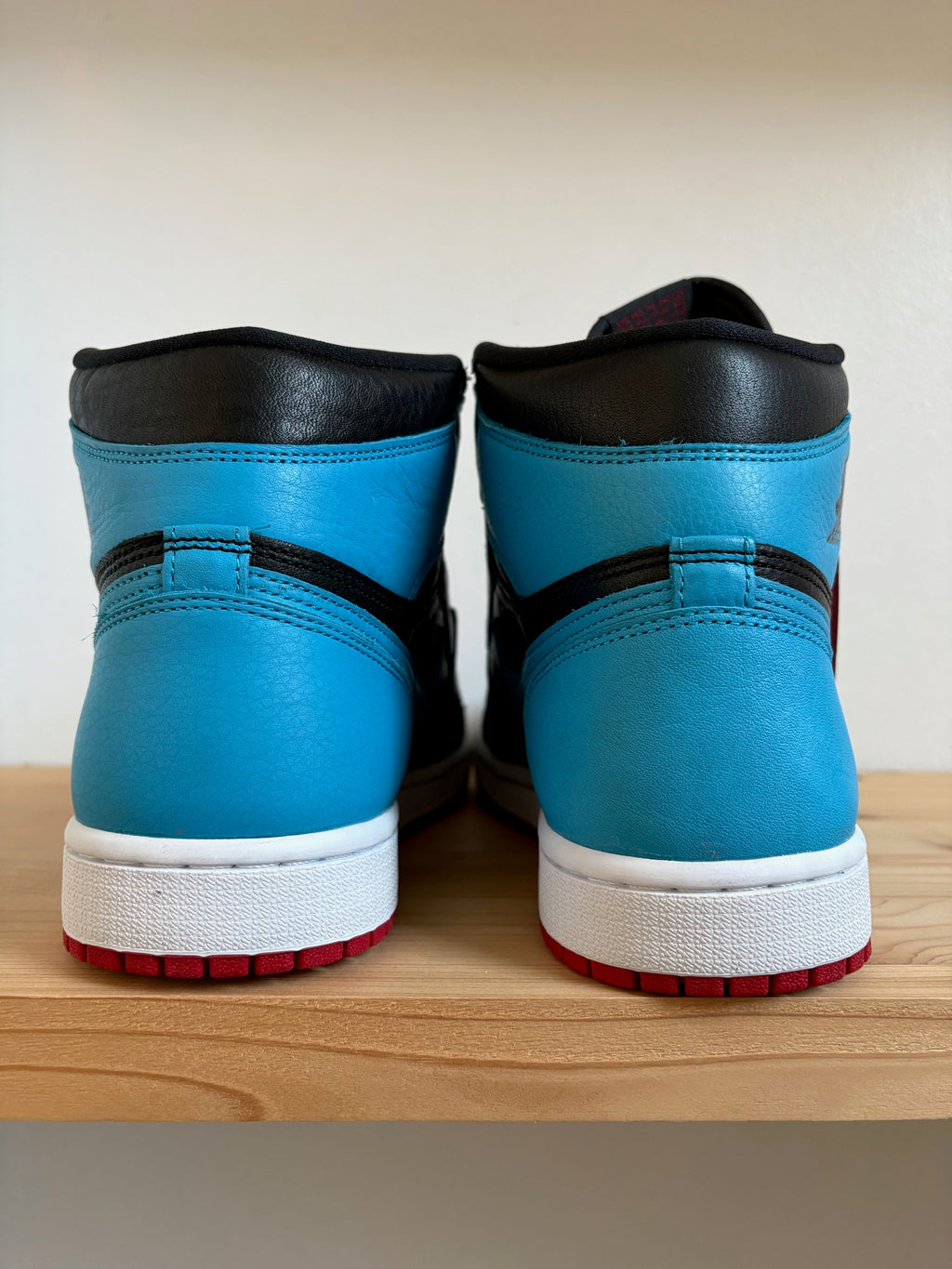 Jordan 1 Retro High NC to Chi (WMNS)