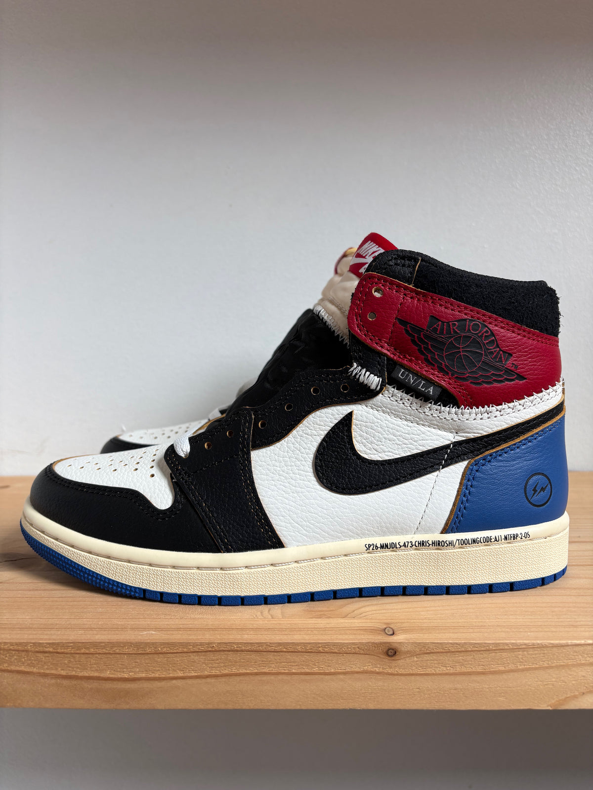 Jordan 1 Retro High OG SP Fragment x Union LA Varsity Red Sport Royal