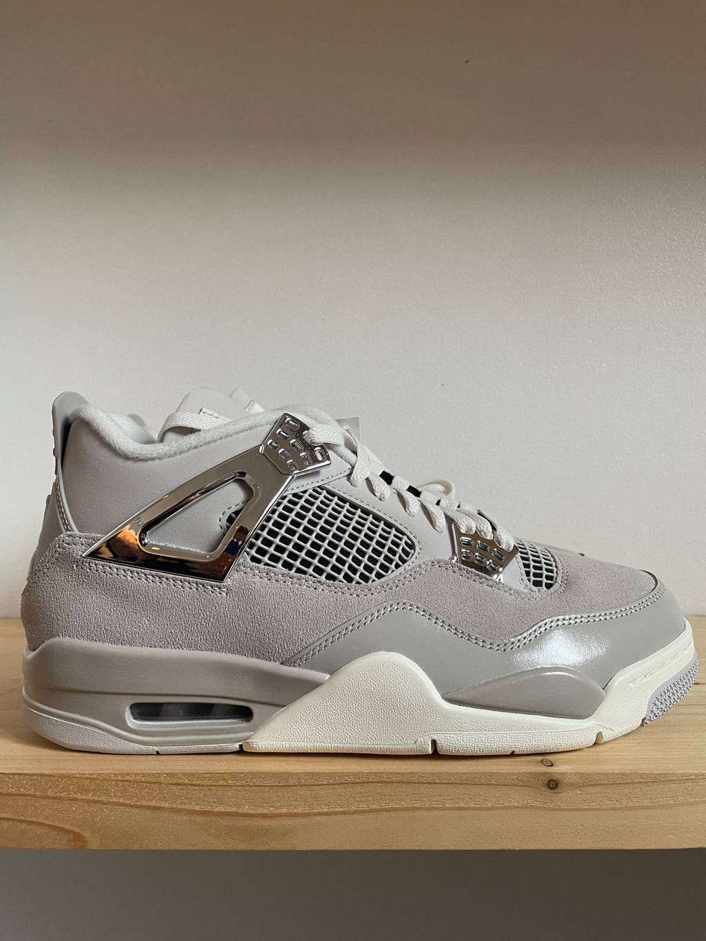 Jordan 4 Retro "Frozen Moments" (W)