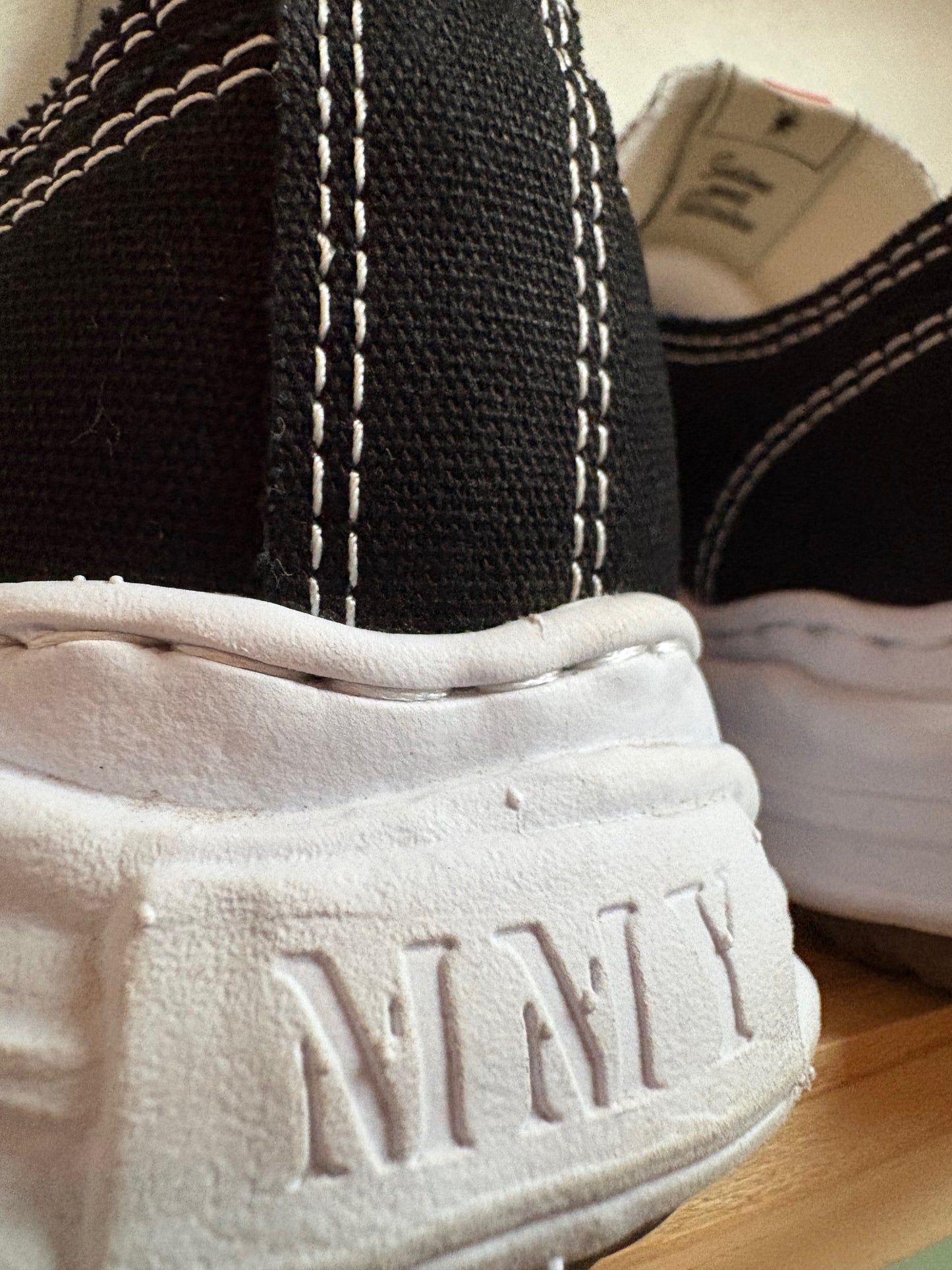 Maison Mihara Yasuhiro Hank OG Sole Canvas Low