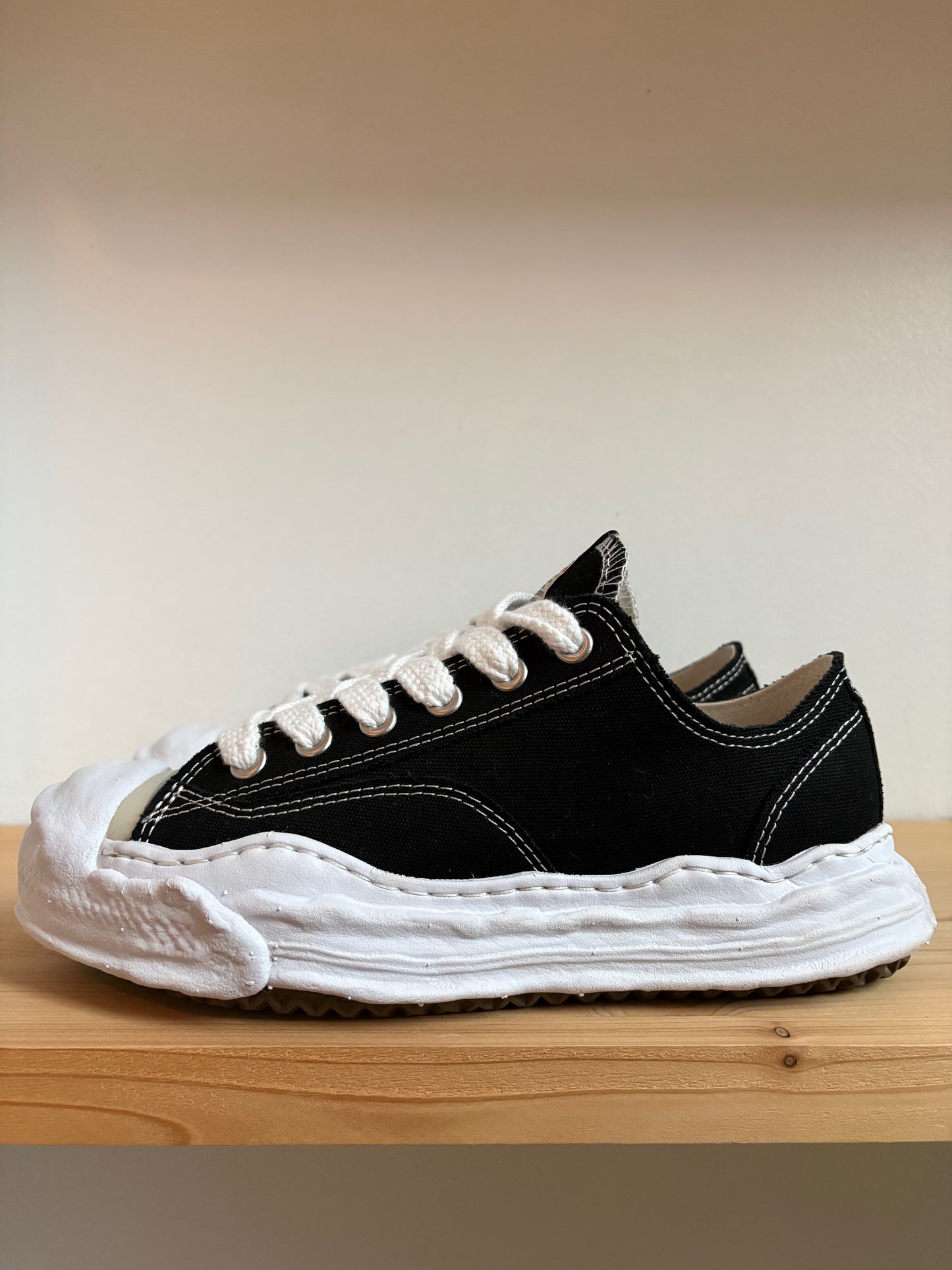 Maison Mihara Yasuhiro Hank OG Sole Canvas Low