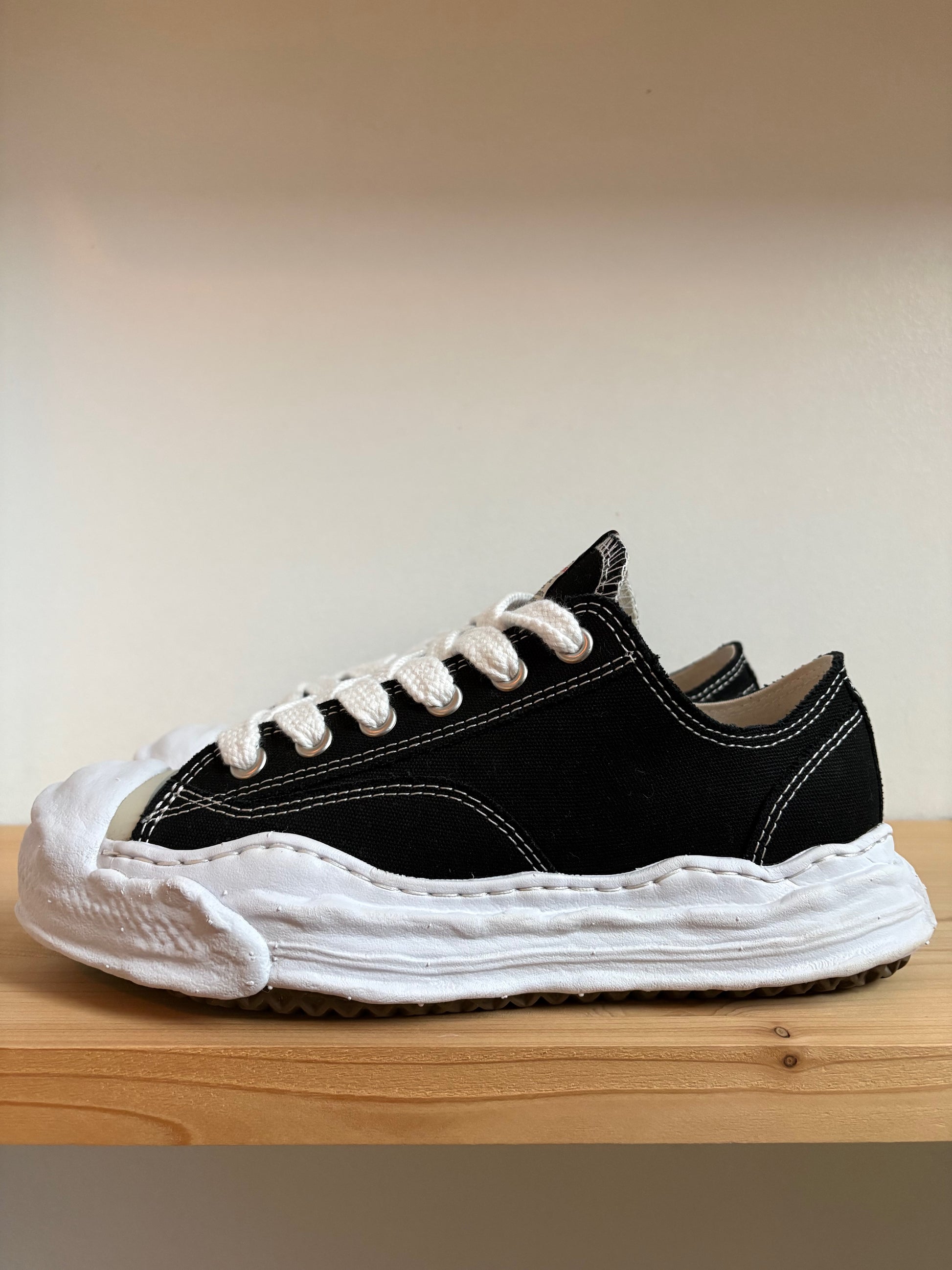 Maison Mihara Yasuhiro Hank OG Sole Canvas Low