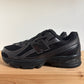 New Balance 740 Triple Black