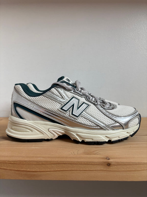New Balance 740 Medusa Green