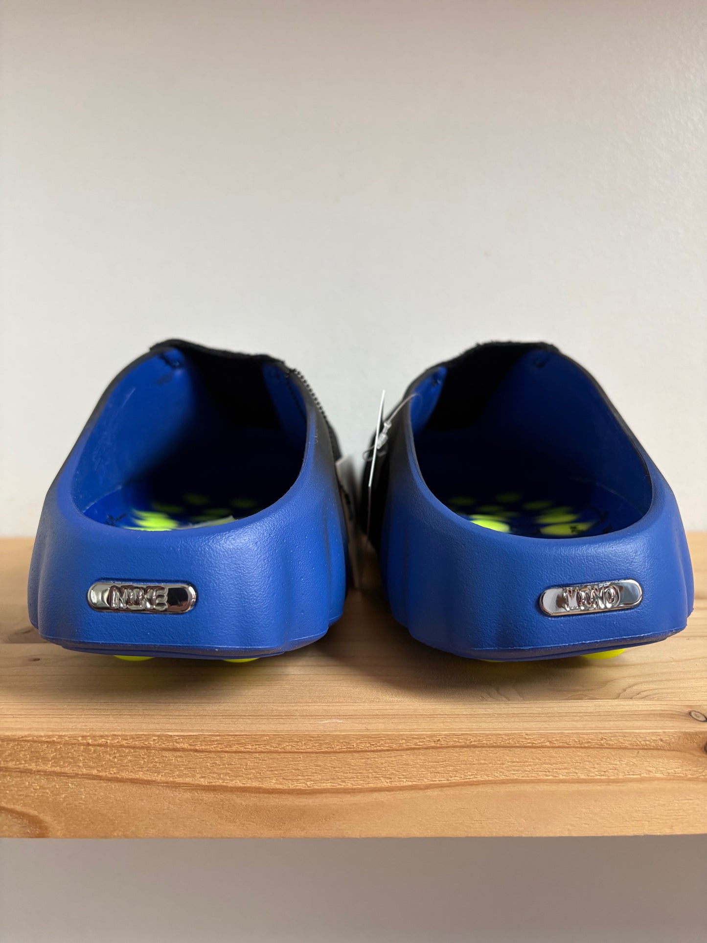 Nike Mind 001 Flyknit Slide