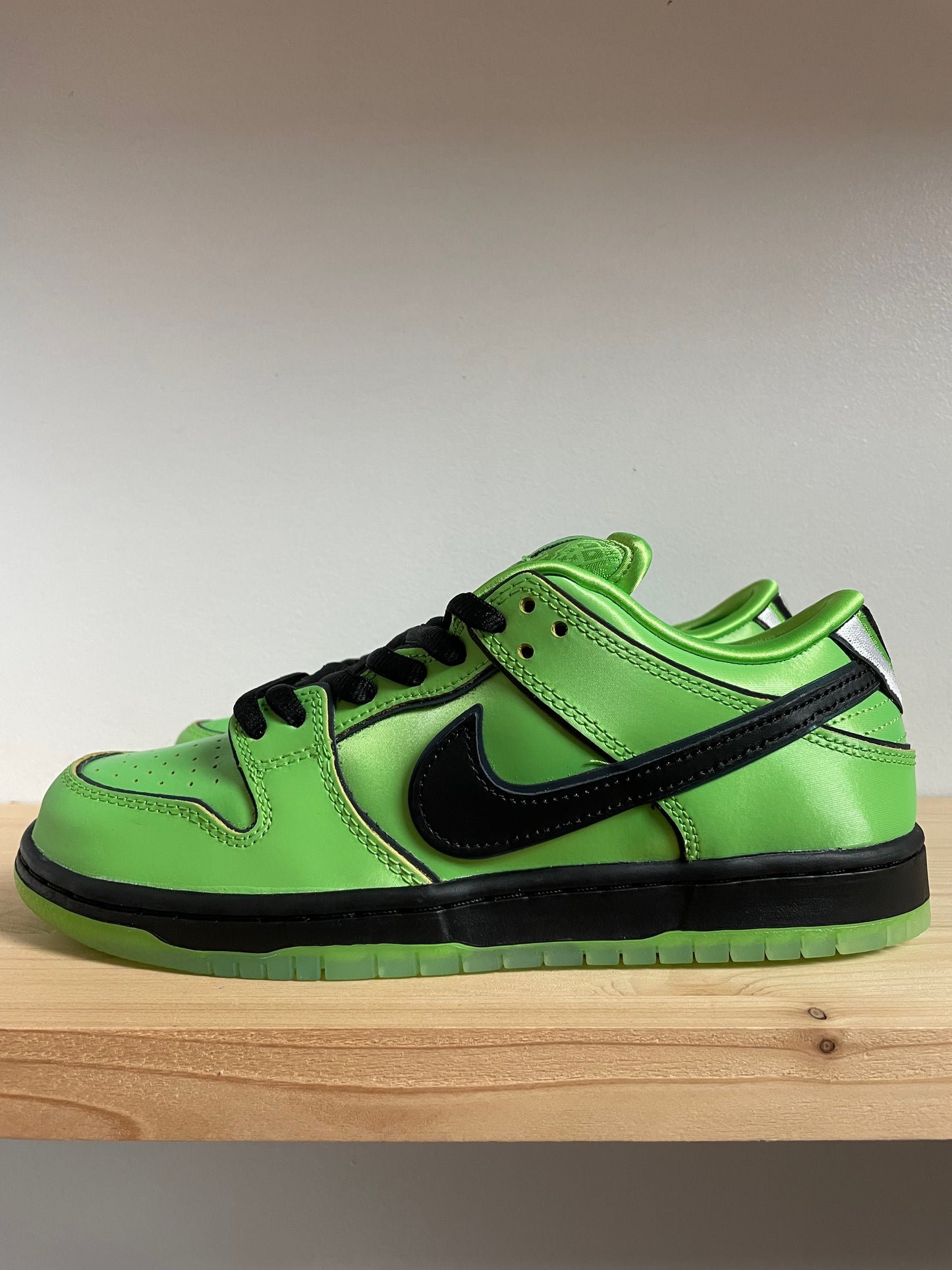 Nike SB Dunk Low The Powerpuff Girls Buttercup