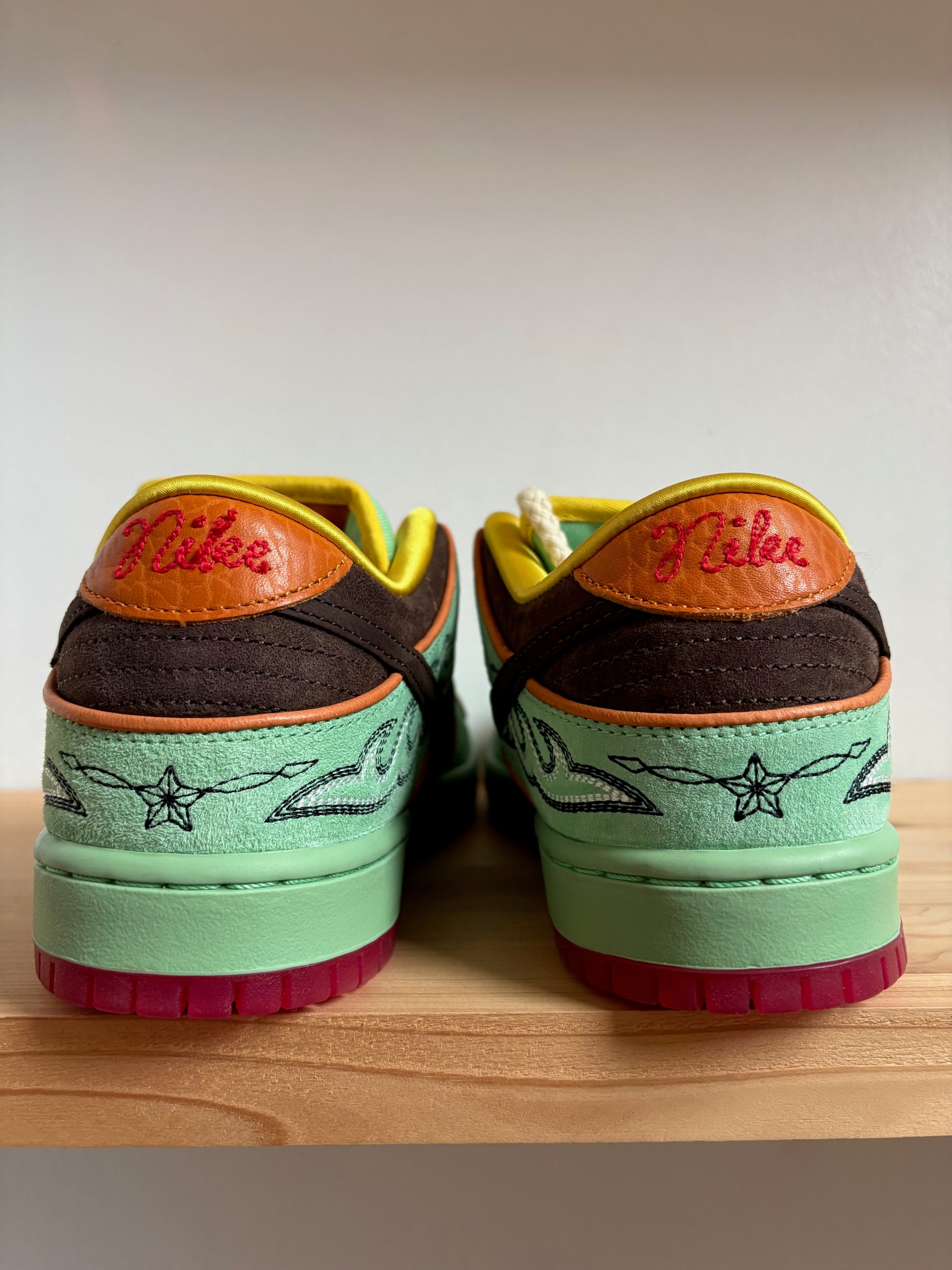 Nike SB Dunk Low Rodeo Tourmaline