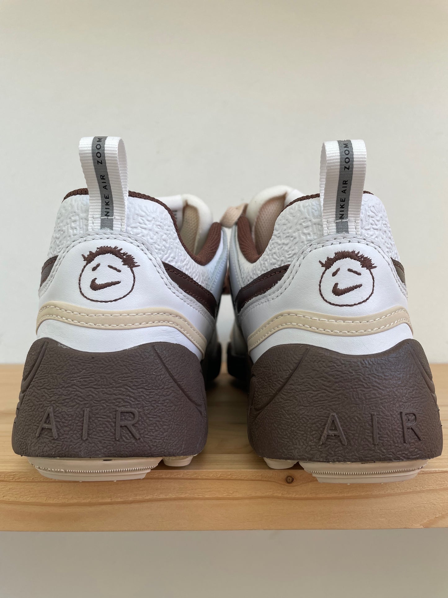 Nike Zoom Field Jaxx Travis Scott Light Chocolate