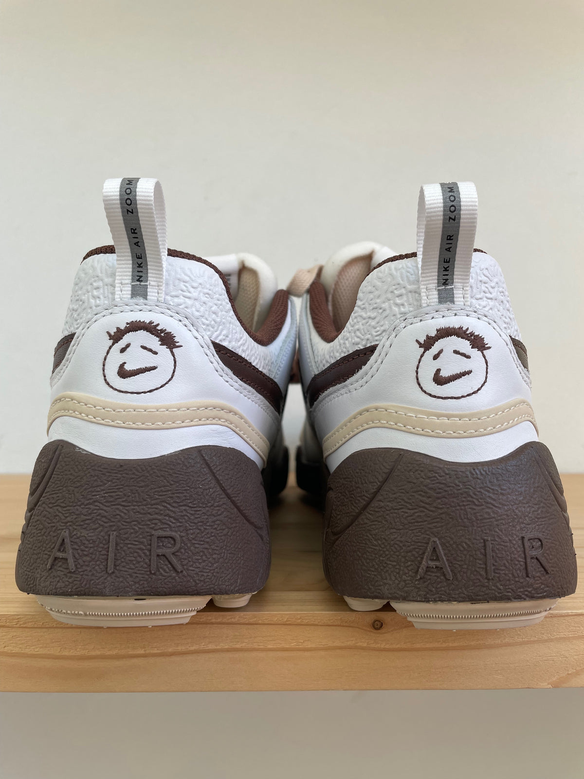 Nike Zoom Field Jaxx Travis Scott Light Chocolate