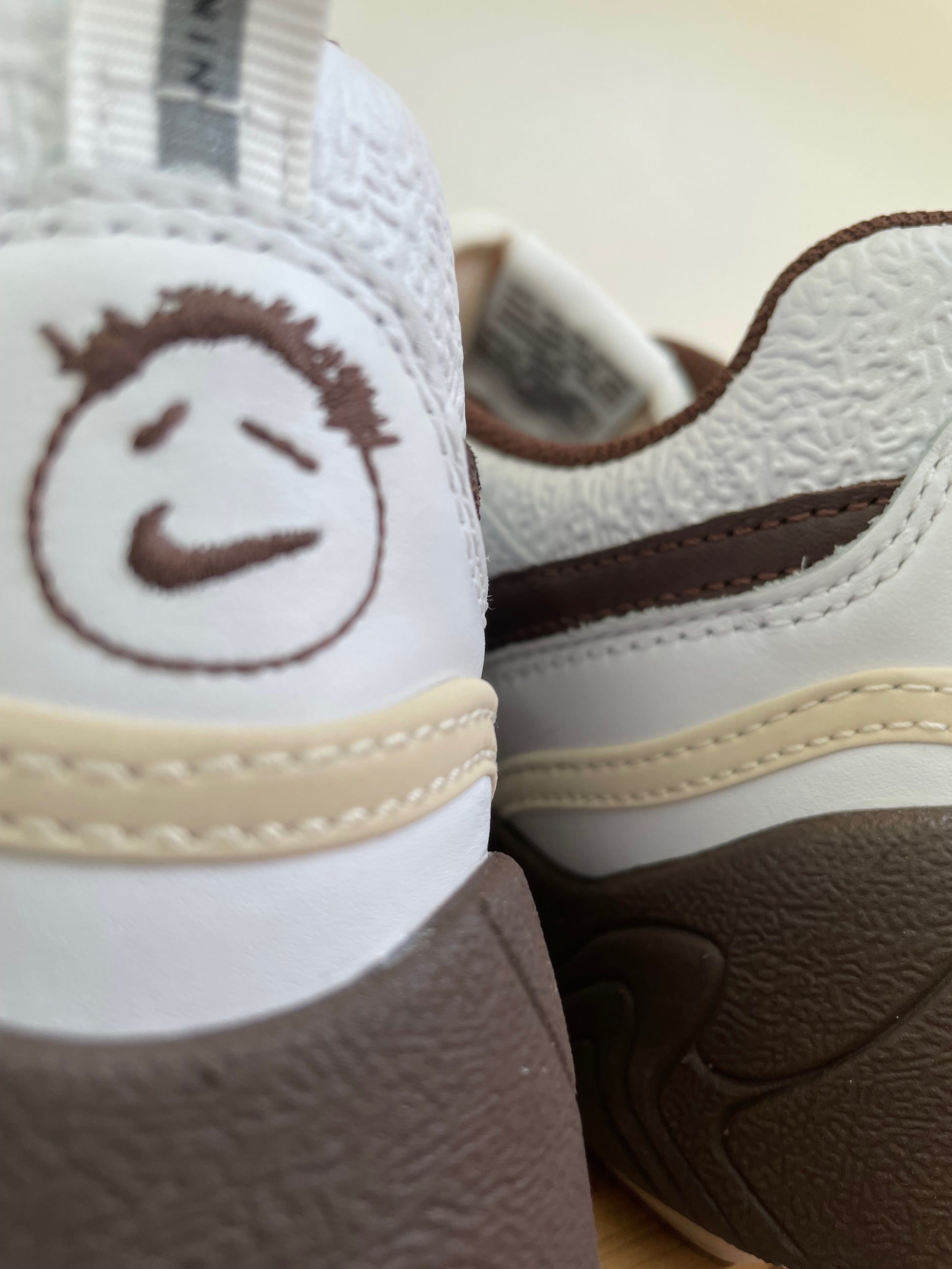 Nike Zoom Field Jaxx Travis Scott Light Chocolate