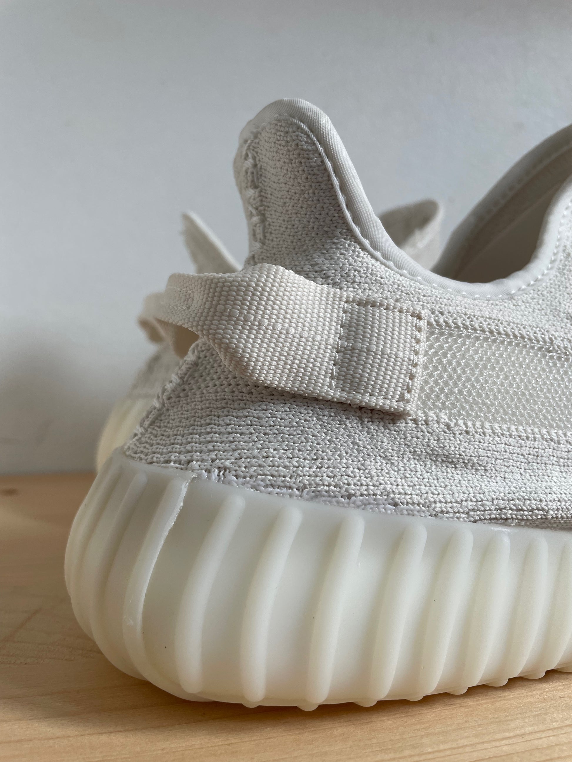 Yeezy Boost 350 V2 Bone