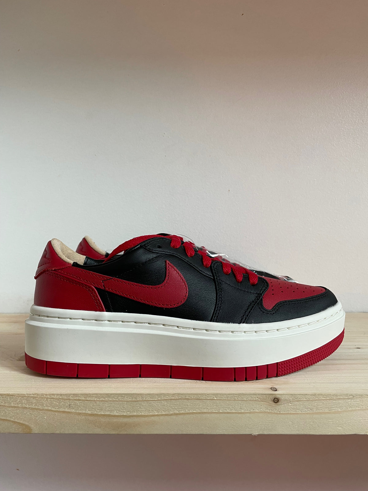 ANTWERP SNKR - Nike Air Jordan 1 LV8D SE (W)