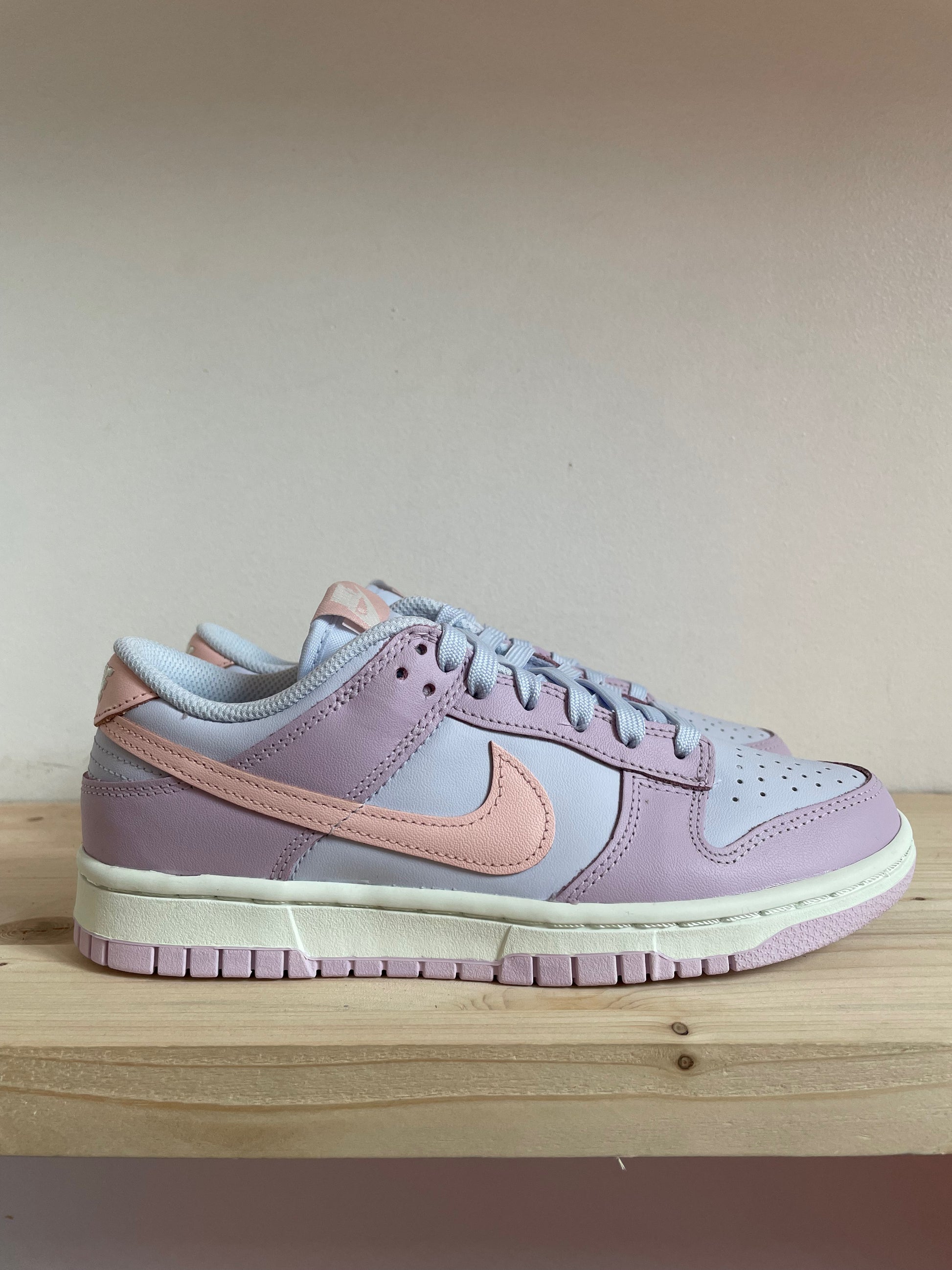 Bewijs katje Noord West Nike Dunk Low Easter (W) – Antwerp snkr