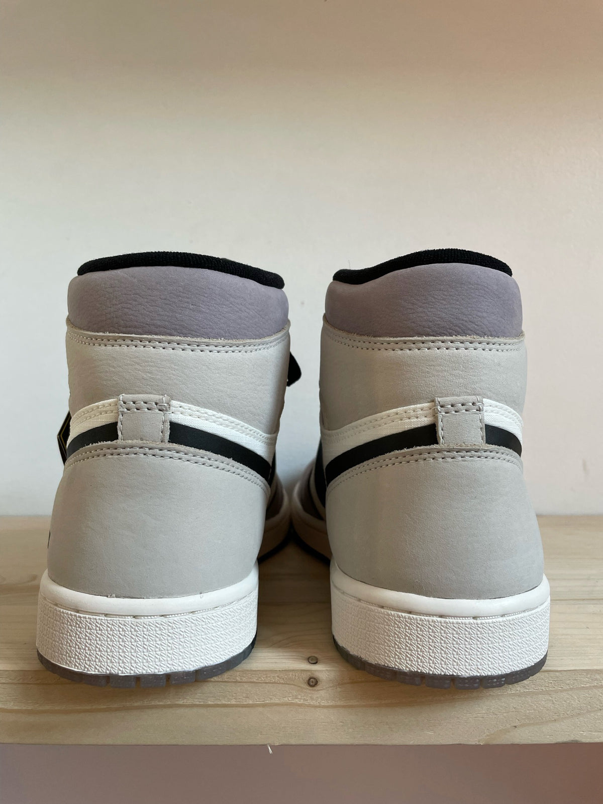 ANTWERP SNKR - Nike Air Jordan 1 Retro High Element Gore-Tex Light Bone