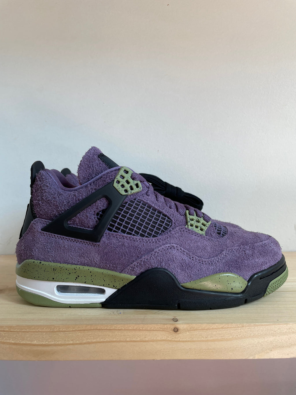 ANTWERP SNKR - Nike Air Jordan 4 Canyon Purple (W)