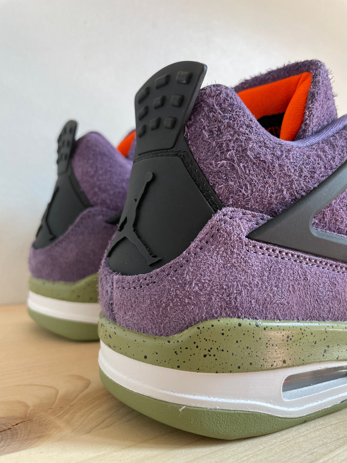 ANTWERP SNKR - Nike Air Jordan 4 Canyon Purple (W)