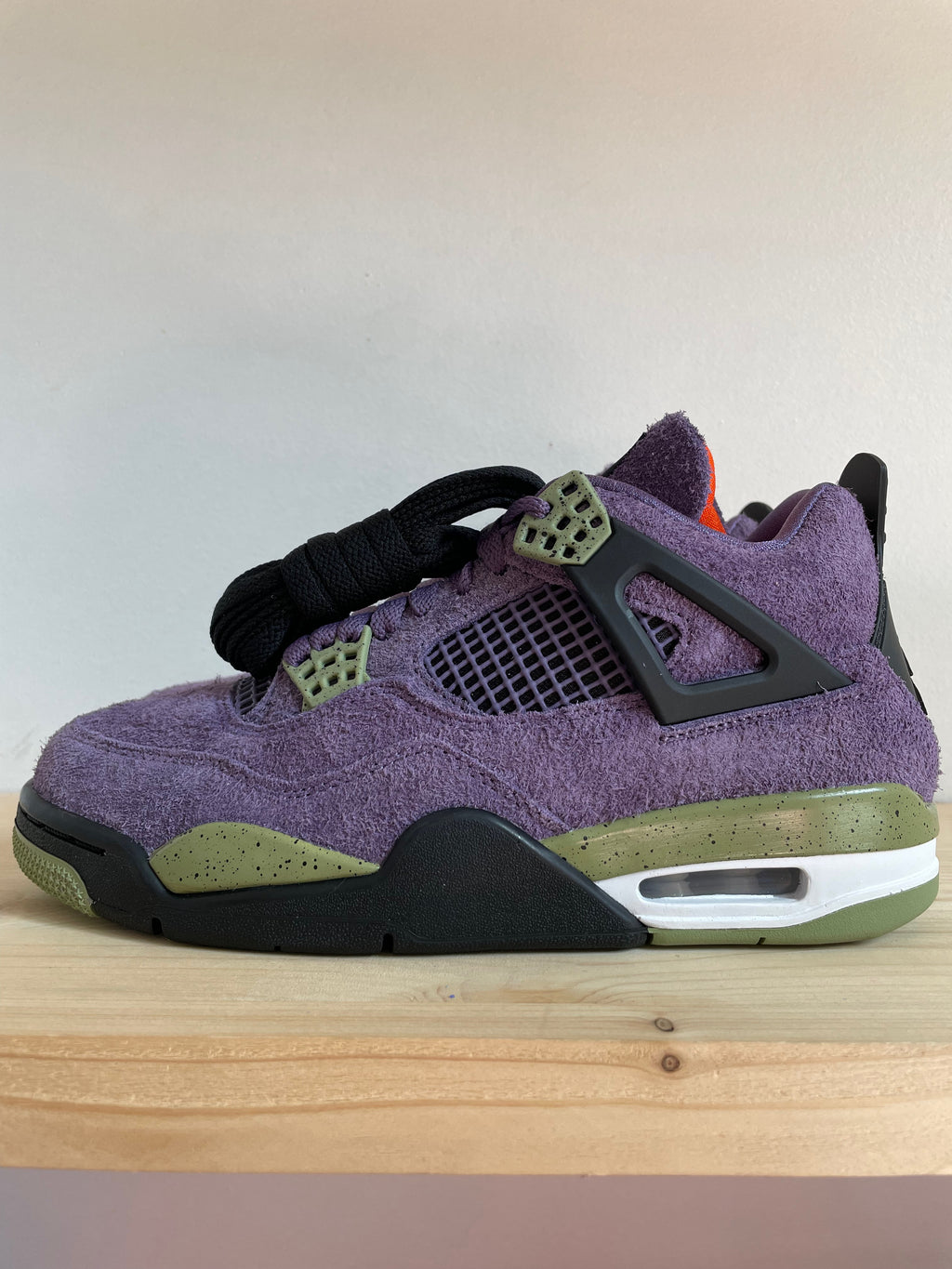 ANTWERP SNKR - Nike Air Jordan 4 Canyon Purple (W)