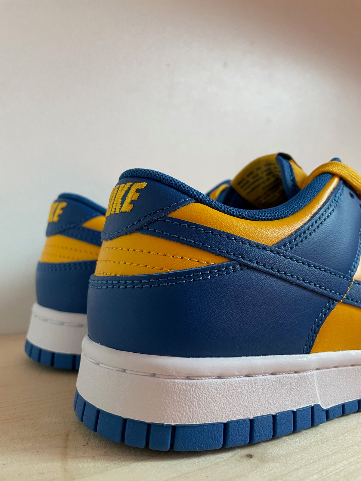 ANTWERP SNKR - Nike Dunk Low UCLA