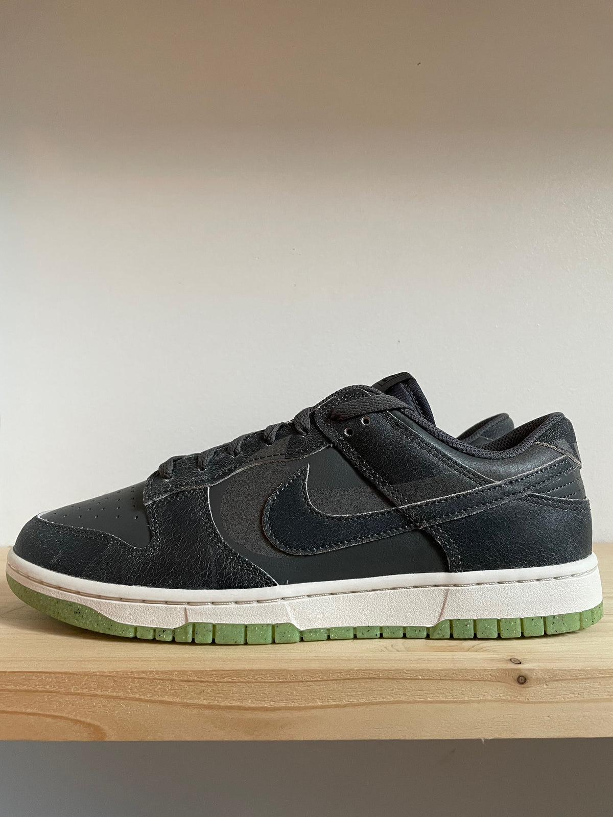 ANTWERP SNKR - Nike Dunk Low Swoosh Shadow Iron Grey