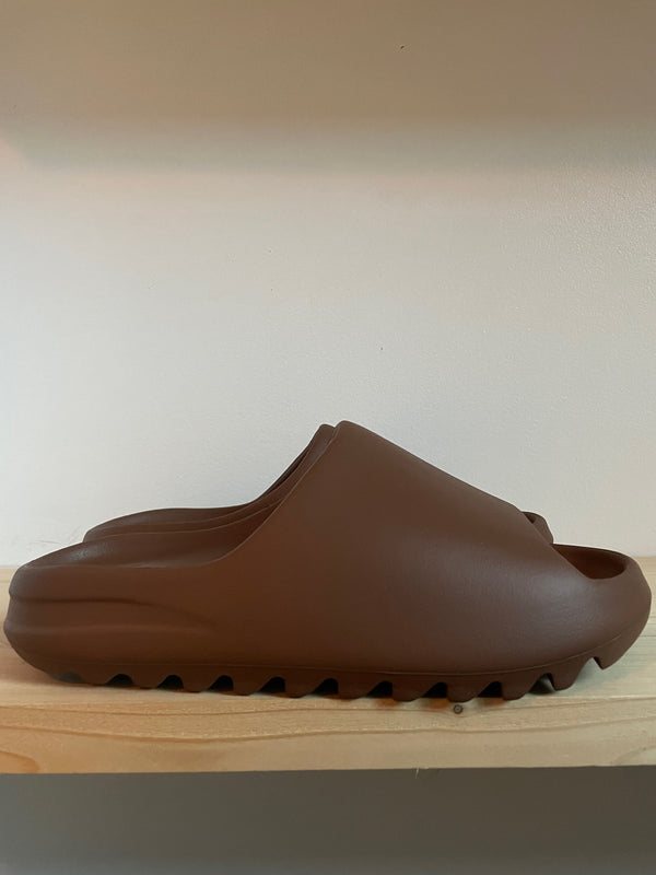 ANTWERP SNKR - Adidas Yeezy Slide Flax