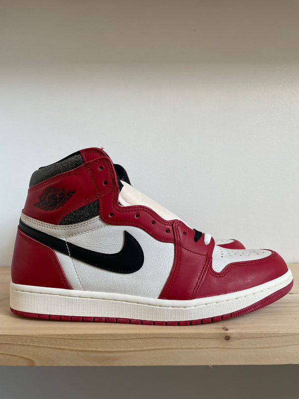 Nike Air Jordan 1 Retro High OG Chicago Lost and Found