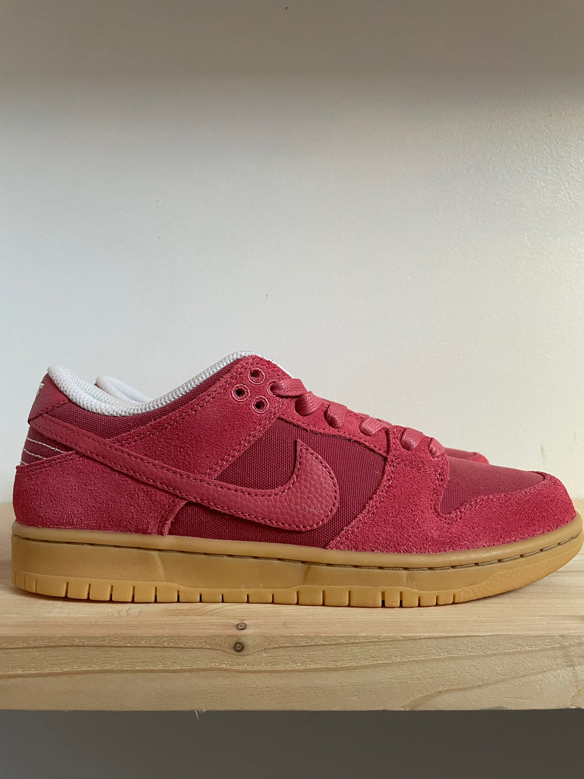 Nike SB Dunk Low "Adobe"