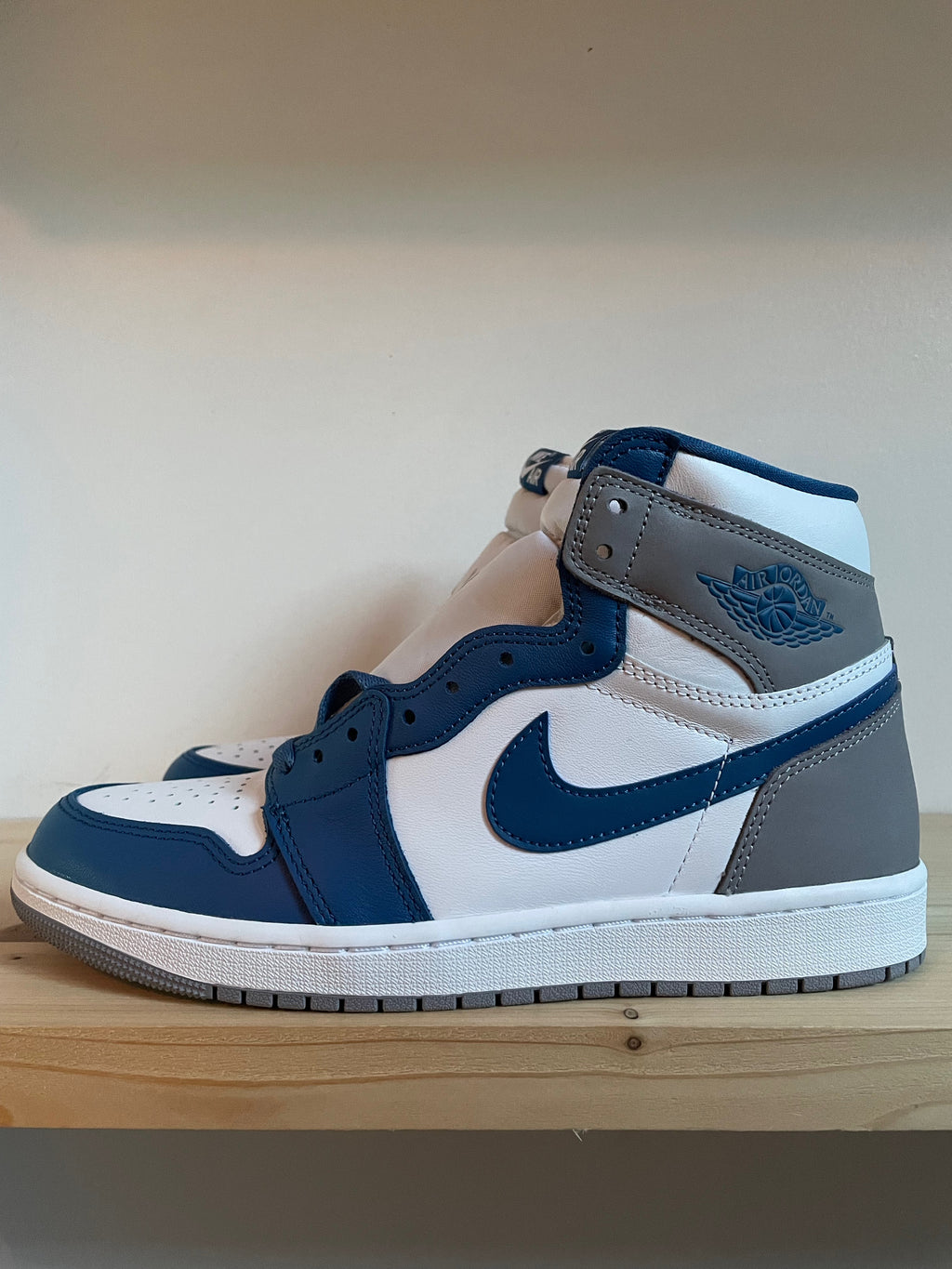 Nike Air Jordan 1 Retro High OG "True Blue"