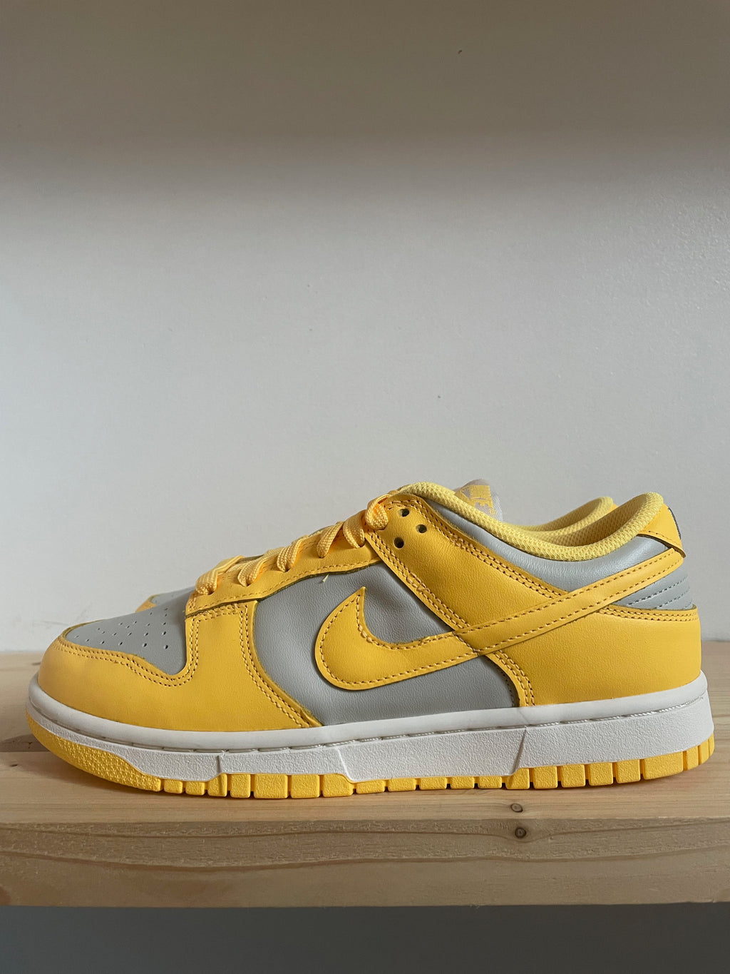 Nike Dunk Low Citron Pulse (W)